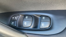 Nissan Qashqai 1.3 DiG-T Acenta Premium 5dr Petrol Hatchback